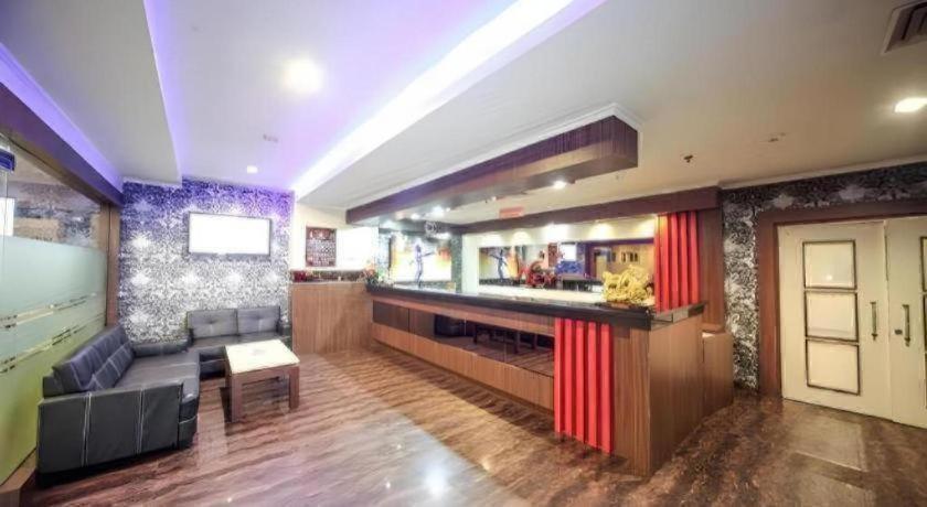 New Hollywood Hotel Пеканбару Екстер'єр фото